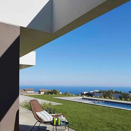 Espectacular Con Interior De Ensueno خيرونا