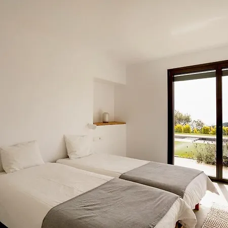 Espectacular Con Interior De Ensueno * خيرونا