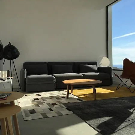 Espectacular Con Interior De Ensueno * خيرونا